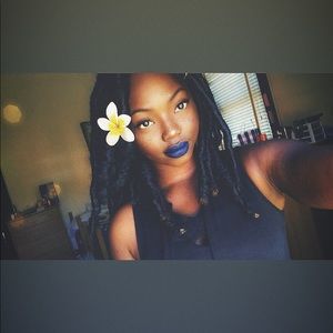 Meet your Posher, Davida